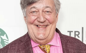 Stephen Fry The Traitors